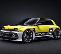 Renault présente déjà une nouvelle R5 électrique qui mise tout sur la puissance