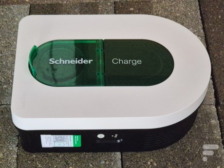 Schneider Charge 3