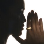 Cette bague connectée se pare d&rsquo;or 18 carats pour un prix particulièrement luxueux