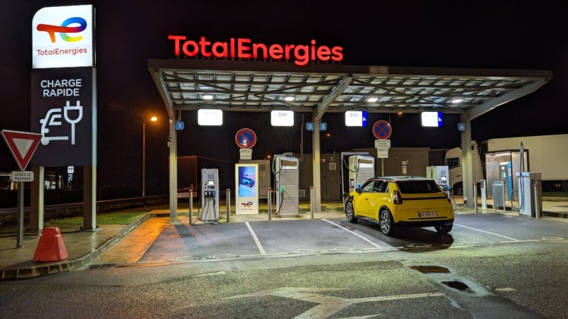 Meilleure consommation et charge plus rapide : la Volkswagen ID. Polo surpasse la R5 électrique dans ce test grandeur nature