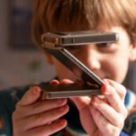 Aurzen Zip : un projecteur de poche qui se plie en trois Aurzen Zip : un projecteur de poche qui se plie en trois