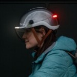 Clignotants, feu-stop et design soigné : ce casque vélo français n’aurait-il pas tout pour lui ? Clignotants, feu-stop et design soigné : ce casque vélo français n’aurait-il pas tout pour lui ?