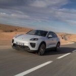 La voiture électrique la moins chère de Porsche devient encore plus pratique et technologique avec cette volée de nouveautés La voiture électrique la moins chère de Porsche devient encore plus pratique et technologique avec cette volée de nouveautés