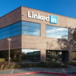 LinkedIn va bientôt siphonner toutes vos données personnelles pour son IA : voici comment l’empêcher