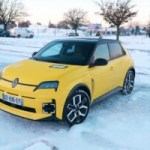 Je passe d’un Tesla Model Y à une Renault 5 E-tech : que retenir de cette expérience Je passe d’un Tesla Model Y à une Renault 5 E-tech : que retenir de cette expérience