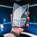Samsung préparerait non pas deux ou trois, mais quatre smartphones pliables pour cette année Samsung préparerait non pas deux ou trois, mais quatre smartphones pliables pour cette année