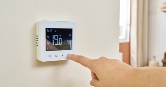 Chauffage plus malin et interface plus pratique : 2 idées de Leroy Merlin pour votre facture d’électricité