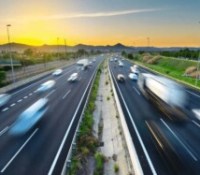 Recharger sa voiture électrique en roulant va bientôt devenir possible sur cette autoroute française