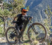 Decathlon a lancé un VTT électrique pour les moins de 12 ans et il est 200 € moins cher aujourd&rsquo;hui