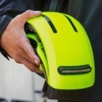 Ce casque vélo pliant est très pratique et intègre un éclairage astucieux Ce casque vélo pliant est très pratique et intègre un éclairage astucieux