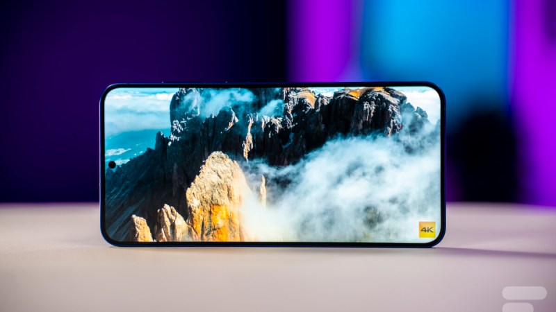 Boulanger fait un grand déstockage dont fait partie le Samsung Galaxy S25 Plus qui est bradé à -454 €