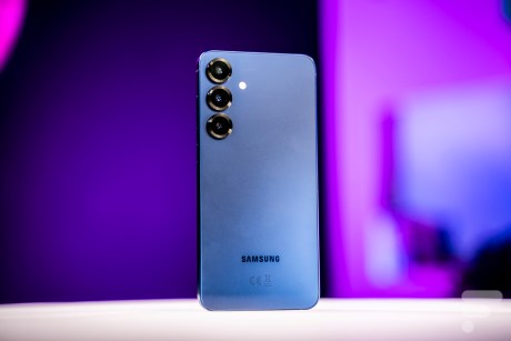 Samsung Galaxy S25+ // Source : Chloé Pertuis pour Frandroid