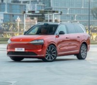 L’impressionnante voiture « électrique » de Huawei aperçue à Paris par nos équipes