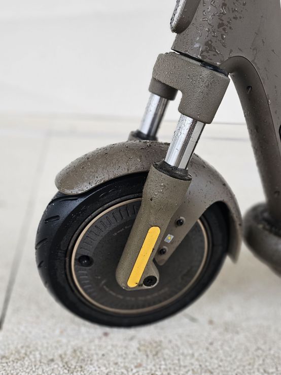 Xiaomi Electric Scooter 4 Pro Max suspension