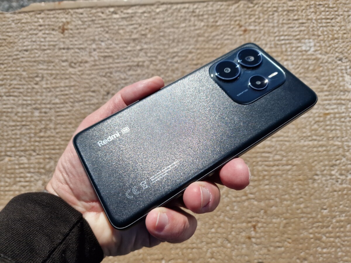 Xiaomi Redmi Note 14 5G // Source : Xavier Regord pour Frandroid Xiaomi Redmi Note 14 5G // Source : Xavier Regord pour Frandroid