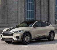 « De nouvelles expériences de conduite » : Ford veut convaincre les amoureux des moteurs essence de passer à la voiture électrique avec cette solution