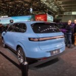 On sait enfin quand débarquera la nouvelle voiture électrique chinoise de Stellantis qui sera produite en Europe On sait enfin quand débarquera la nouvelle voiture électrique chinoise de Stellantis qui sera produite en Europe