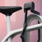 Cet anvitol vélo très pratique propose une protection 3-en-1 comme on n’en a rarement vu Cet anvitol vélo très pratique propose une protection 3-en-1 comme on n’en a rarement vu