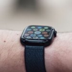 Après l’iPhone pliable, Apple songerait à une Apple Watch pliable Après l’iPhone pliable, Apple songerait à une Apple Watch pliable