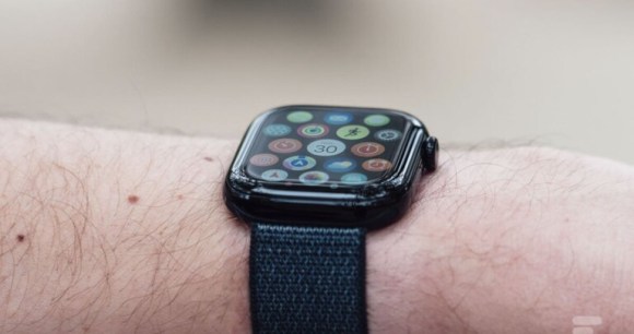 Après l’iPhone pliable, Apple songerait à une Apple Watch pliable