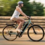 Decathlon enlève 400 € à son Riverside 100E, un VTC électrique avec 70 km d’autonomie Decathlon enlève 400 € à son Riverside 100E, un VTC électrique avec 70 km d’autonomie