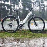 On a testé le nouveau vélo électrique Decathlon à moins de 1000 € : efficace et confortable pour la ville et le tout-chemin On a testé le nouveau vélo électrique Decathlon à moins de 1000 € : efficace et confortable pour la ville et le tout-chemin
