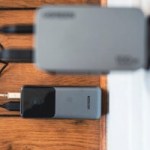 Comment un chargeur et une batterie externe ont sauvé mes vacances