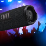 JBL Flip 7 : l’enceinte portable qui pourrait redéfinir l’expérience audio nomade JBL Flip 7 : l’enceinte portable qui pourrait redéfinir l’expérience audio nomade