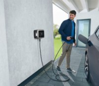 Les batteries sans lithium ont-elles un intérêt pour la voiture électrique ? Une étude remet les pendules à l’heure