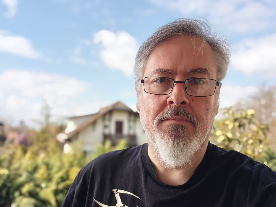 Poco F7 Ultra - Selfie mode Portrait
