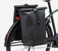Sac à dos et sacoche : Decathlon dégaine l’accessoire vélo ultime pour la ville