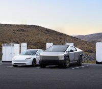 « L’enquête a pu être manipulée » : une attaque massive de bots pour redorer le blason de Tesla