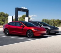 Tesla veut se débarrasser de ses anciennes Model Y avec d&rsquo;énormes baisses de prix et la recharge offerte