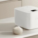 La plus imposante version du Rice Cooker de Xiaomi est enfin en promotion, pour cuire beaucoup de riz à la perfection La plus imposante version du Rice Cooker de Xiaomi est enfin en promotion, pour cuire beaucoup de riz à la perfection