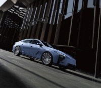 Toyota lance enfin sa première berline électrique en Europe