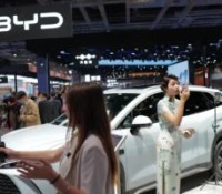 “Ils les achèteraient carrément !” : la Chine frappe fort pour vendre ses voitures électriques dans le monde entier
