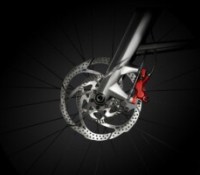 « L’ABS sera bientôt un standard sur tous les nouveaux vélos électriques » : pourquoi le monopole de Bosch sera bientôt de l&rsquo;histoire ancienne