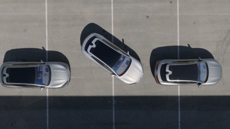 Denza Z9 GT parking - 00003