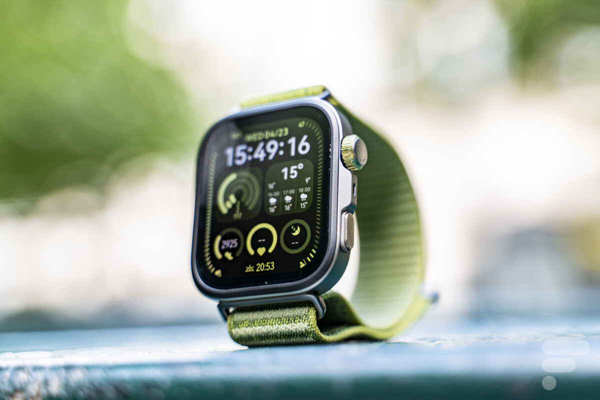 La Huawei Watch Fit 4 Pro // Source : Chloé Pertuis - Frandroid La Huawei Watch Fit 4 Pro // Source : Chloé Pertuis - Frandroid