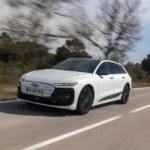 On a testé l’Audi A6 Avant e-tron, une grande voiture électrique qui n’a pas peur des longs trajets et des SUV On a testé l’Audi A6 Avant e-tron, une grande voiture électrique qui n’a pas peur des longs trajets et des SUV