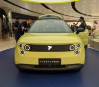 On est montés à bord de la Nio Firefly : la nouvelle rivale chinoise de la R5 électrique arrive en Europe