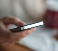 RED by SFR fait passer son forfait 5G de 200 Go à 250 Go, sans changer son super prix de 9,99 €/mois