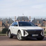 On a essayé le Cadillac Lyriq, une voiture électrique qui concurrence les allemandes malgré quelques oublis On a essayé le Cadillac Lyriq, une voiture électrique qui concurrence les allemandes malgré quelques oublis