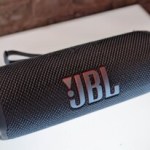 À peine sortie, la nouvelle enceinte Flip 7 de JBL voit déjà son prix baisser chez Boulanger À peine sortie, la nouvelle enceinte Flip 7 de JBL voit déjà son prix baisser chez Boulanger