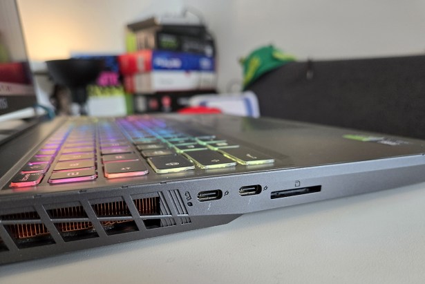 msi-vector-16-hx-ai-test-08