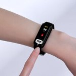 Ce nouveau bracelet connecté pourrait bien changer la façon dont vous contrôlez votre pression sanguine Ce nouveau bracelet connecté pourrait bien changer la façon dont vous contrôlez votre pression sanguine