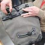 On a vu le nouveau système de sacoches hyper pratique d’Ortolieb pour vélos On a vu le nouveau système de sacoches hyper pratique d’Ortolieb pour vélos