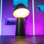 Test de la Philips Hue Twilight : la lampe de chevet bien-être qui peine à convaincre Test de la Philips Hue Twilight : la lampe de chevet bien-être qui peine à convaincre