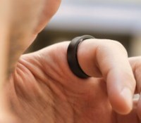 « Je ne peux plus l’enlever » : la batterie d’une Galaxy Ring enfle pendant qu’elle est portée