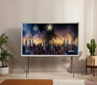 Samsung The Serif : ce grand TV atypique de 65 pouces s&rsquo;affiche enfin à un prix bien plus attractif